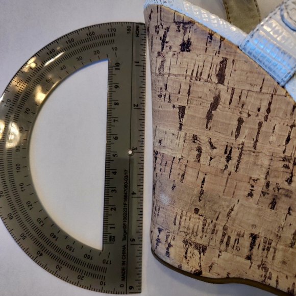 Guess shoes - Picture 4 of 4